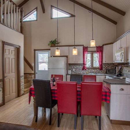 Chalets Du Domaine - De Luxe Notre-Dame-Des-Bois Bagian luar foto